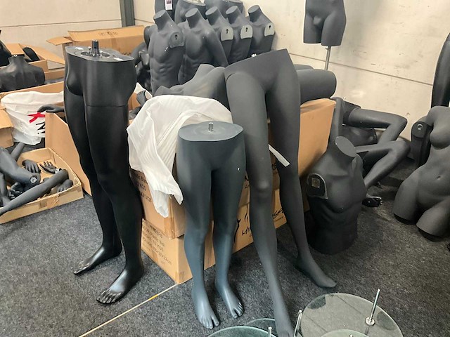 Grote partij diverse paspoppen - afbeelding 9 van  24