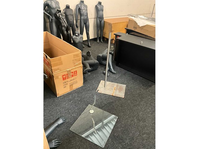 Grote partij diverse paspoppen - afbeelding 11 van  24