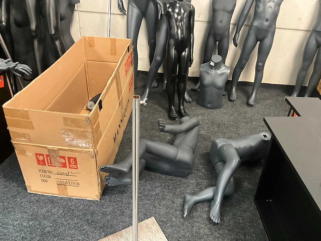 Grote partij diverse paspoppen - afbeelding 14 van  24