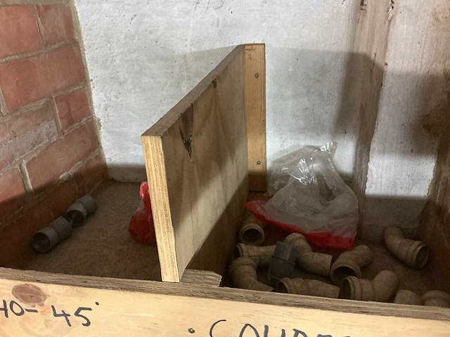 Grote partij diverse pvc koppelstukken - afbeelding 26 van  43