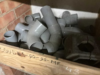 Grote partij diverse pvc koppelstukken - afbeelding 36 van  43