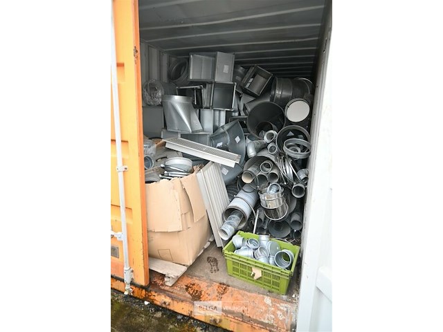 Grote partij diverse sanitaire hulpstukken - afbeelding 1 van  8