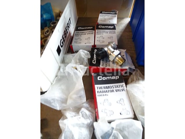 Grote partij diverse sanitairsaccessoires - afbeelding 13 van  15