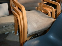 Grote partij diverse stoelen - afbeelding 7 van  8