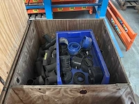 Grote partij diverse vloeistof afvoer koppelstukken - afbeelding 16 van  18