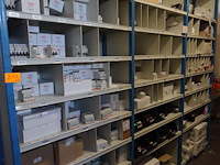 Grote partij diverse zekeringen - afbeelding 1 van  10