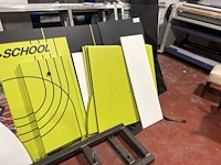 Grote partij diversen met metalen en winkelinrichting - afbeelding 4 van  26
