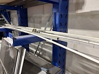 Grote partij diversen met metalen en winkelinrichting - afbeelding 10 van  26