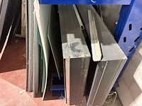 Grote partij diversen met metalen en winkelinrichting - afbeelding 13 van  26