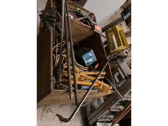 Grote partij doe-het-zelf werkgerief - afbeelding 2 van  24