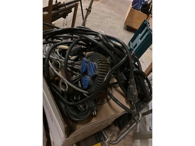 Grote partij doe-het-zelf werkgerief - afbeelding 7 van  24