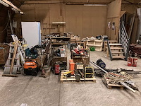 Grote partij doe-het-zelf werkgerief - afbeelding 1 van  24