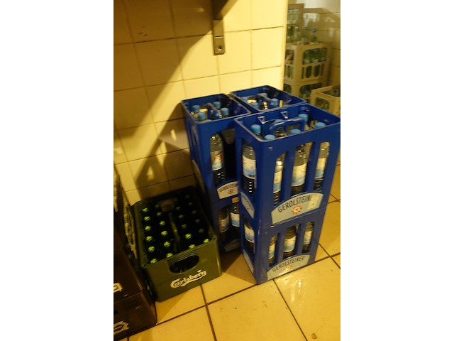 Grote partij drank - afbeelding 4 van  25