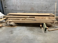 Grote partij (eik-)hout - planken, latten, profielen, plaatmateriaal - afbeelding 13 van  44
