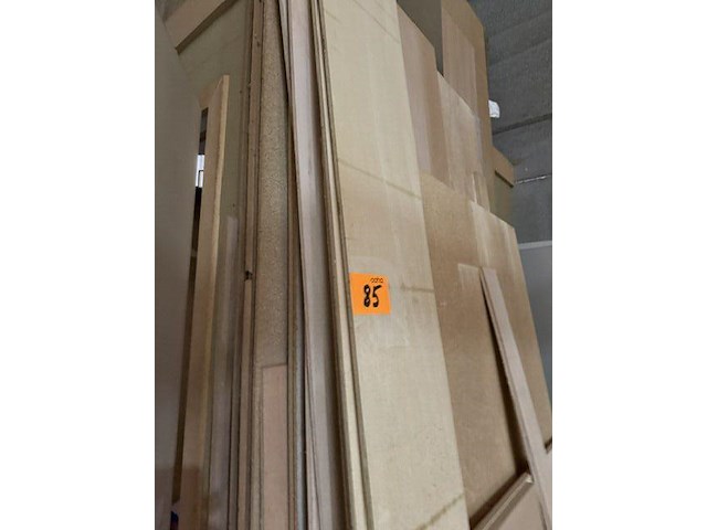 Grote partij (eik-)hout - planken, latten, profielen, plaatmateriaal - afbeelding 20 van  44