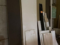Grote partij (eik-)hout - planken, latten, profielen, plaatmateriaal - afbeelding 22 van  44