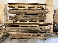 Grote partij (eik-)hout - planken, latten, profielen, plaatmateriaal - afbeelding 12 van  44