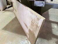 Grote partij (eik-)hout - planken, latten, profielen, plaatmateriaal - afbeelding 28 van  44