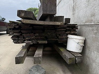 Grote partij (eik-)hout - planken, latten, profielen, plaatmateriaal - afbeelding 39 van  44