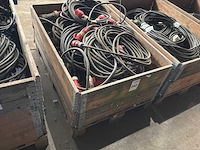 Grote partij electro kabel met stekkers - afbeelding 1 van  1