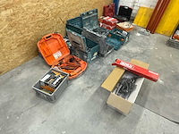 Grote partij elektrisch gereedschap – makita, hitachi, senco e.a. (allen getest, werkend) - afbeelding 1 van  18