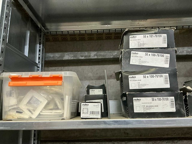 Grote partij elektrische onderdelen - afbeelding 14 van  42