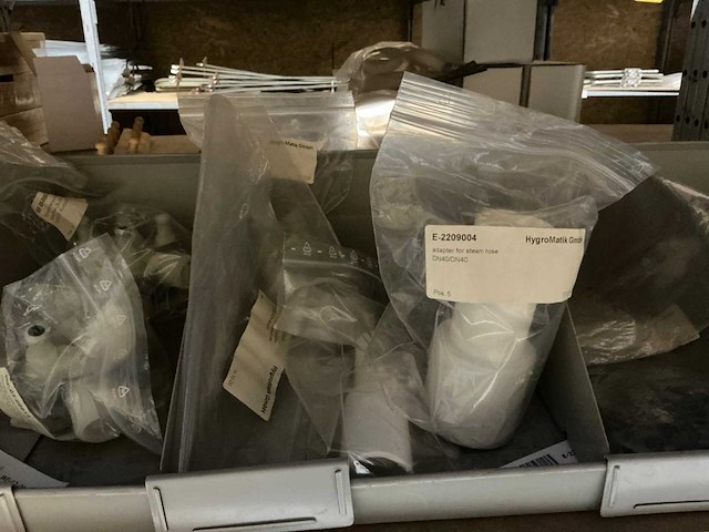 Grote partij elektro en installatietoebehoren voor wellnessinstallaties - afbeelding 4 van  5