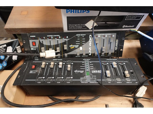 Grote partij elektronica + audiovisuele apparatuur - afbeelding 8 van  13