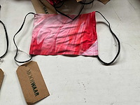 Grote partij fair trade wasbare mondkapjes 4 kleuren - afbeelding 4 van  10