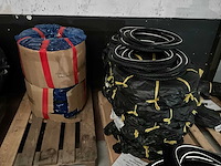 Grote partij fietsbanden - afbeelding 10 van  11