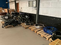 Grote partij fietsbanden - afbeelding 2 van  11