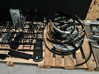 Grote partij fietsonderdelen - afbeelding 3 van  8