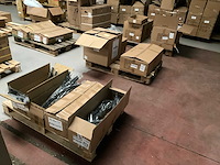 Grote partij fietsonderdelen - afbeelding 1 van  8