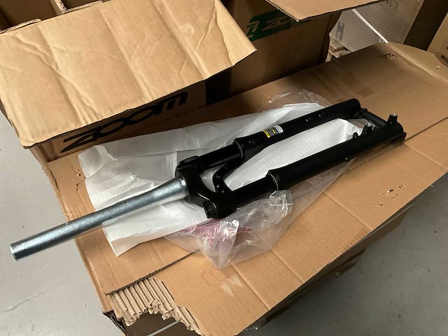 Grote partij fietsonderdelen - afbeelding 9 van  17