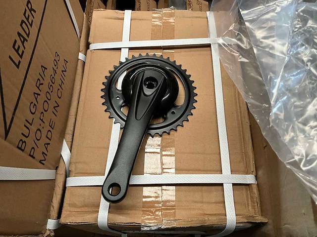 Grote partij fietsonderdelen - afbeelding 15 van  17