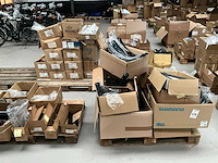 Grote partij fietsonderdelen - afbeelding 7 van  18