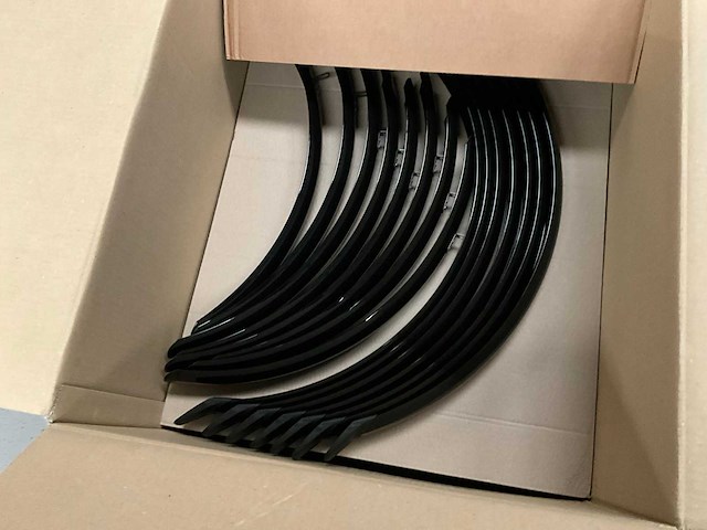 Grote partij fietsonderdelen - afbeelding 3 van  10