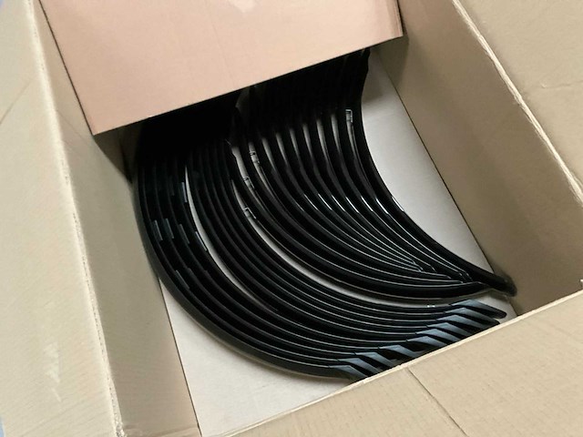 Grote partij fietsonderdelen - afbeelding 4 van  10