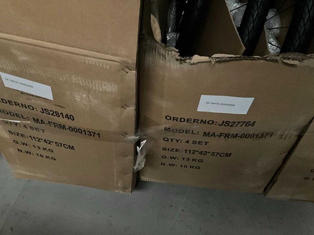 Grote partij fietswielen - afbeelding 3 van  8