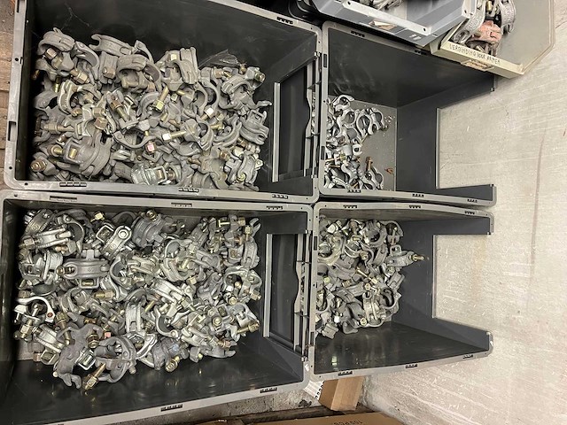 Grote partij galva buiskoppelingen vast en draai - afbeelding 2 van  5