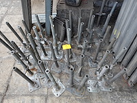 Grote partij galva/alu stelling - afbeelding 2 van  19