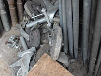 Grote partij galva/alu stelling - afbeelding 3 van  19