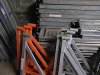 Grote partij galva/alu stelling - afbeelding 17 van  19