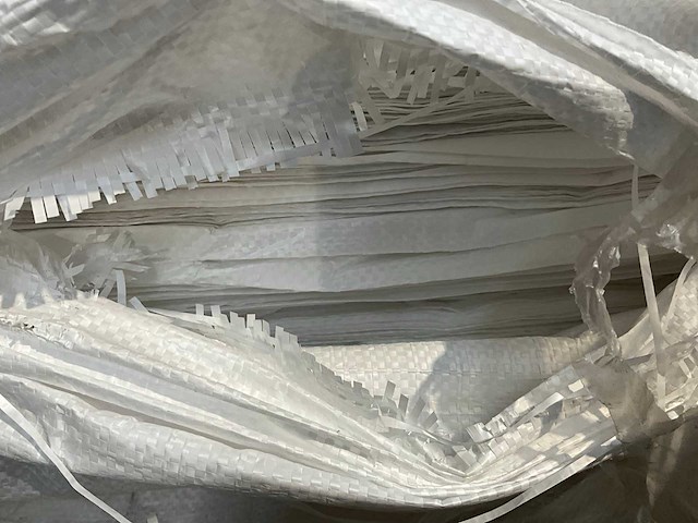 Grote partij geweven kunststof zakken - afbeelding 3 van  3