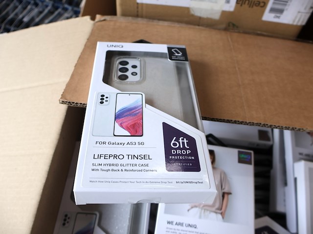 Grote partij gsm hoezen - afbeelding 19 van  20