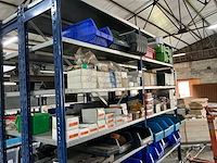 Grote partij handgereedschappen en bouwtoebehoren - afbeelding 8 van  25