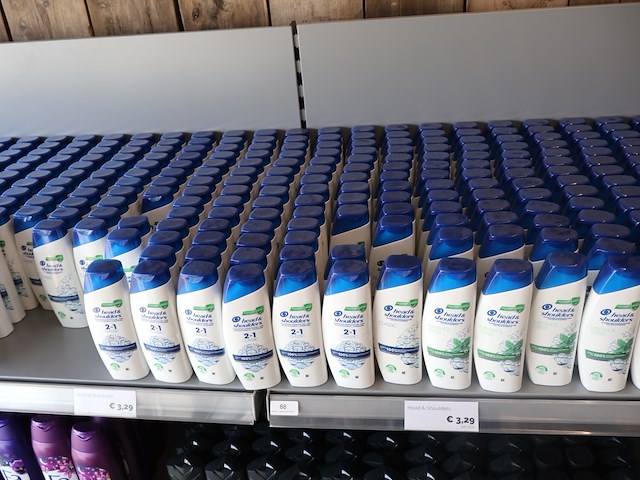 Grote partij head and shoulders (plm 300) - afbeelding 7 van  8
