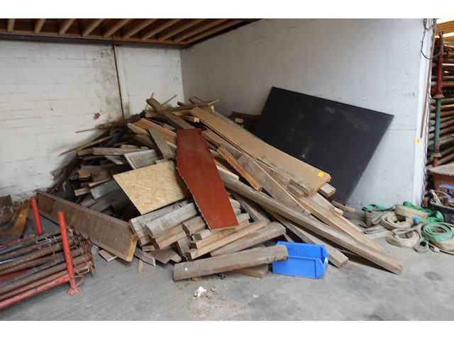 Grote partij hout - afbeelding 1 van  6