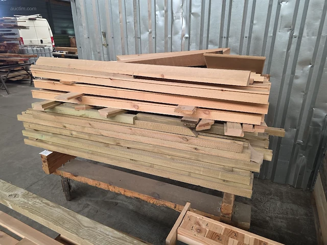 Grote partij hout - afbeelding 16 van  41