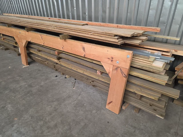 Grote partij hout - afbeelding 18 van  41